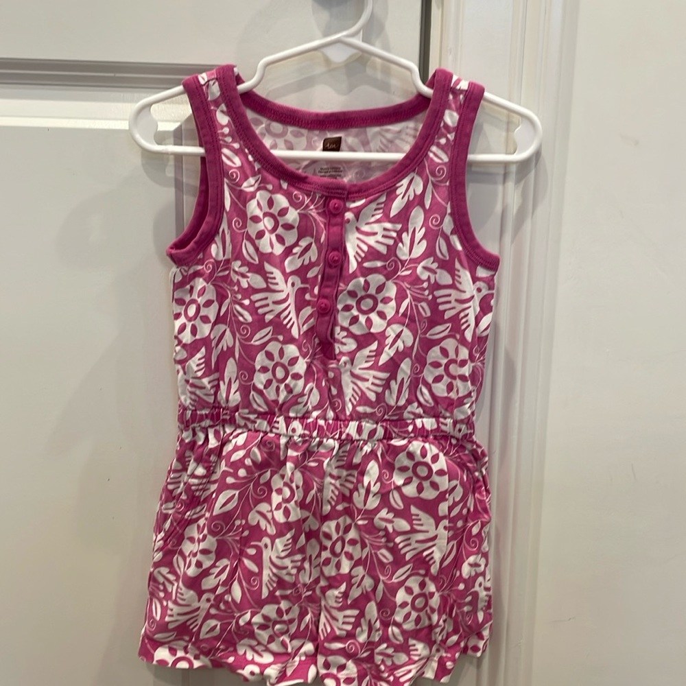 Tea kids one-piece short romper, size 4